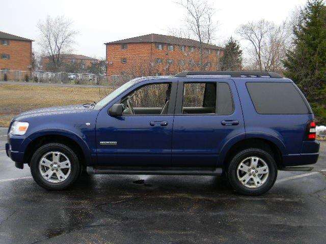 2007 Ford Explorer XLT 4dr SUV 4WD V8